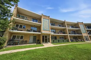 10332 S Pulaski Rd, Oak Lawn, IL 60453 - Photo 1