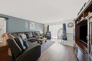 10332 S Pulaski Rd, Oak Lawn, IL 60453 - Photo 3