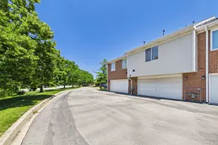 3 Charlotte Cir, Elmhurst, IL 60126 - Photo 31