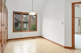 1902 Forest Creek Ln, Libertyville, IL 60048 - Photo 7