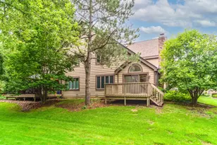 1902 Forest Creek Ln, Libertyville, IL 60048 - Photo 21