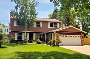 17515 W Winnebago Dr, Grayslake, IL 60030 - Photo 1