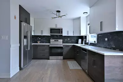 17515 W Winnebago Drive, Grayslake, IL 60030 - Photo 9