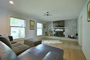 17515 W Winnebago Dr, Grayslake, IL 60030 - Photo 5