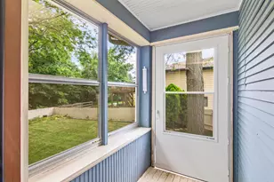 423 S Hale St, Plano, IL 60545 - Photo 19