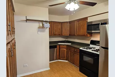 11 Crestview Lane #10, Vernon Hills, IL 60061 - Photo 7