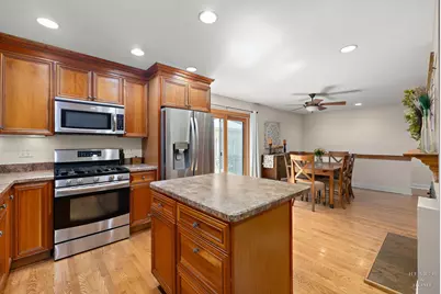1059 N Old Mill Road, Palatine, IL 60067 - Photo 9