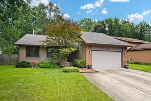 1059 N Old Mill Rd, Palatine, IL 60067 - Photo 1