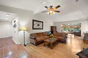 1059 N Old Mill Rd, Palatine, IL 60067 - Photo 5
