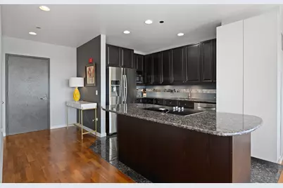 737 W Washington Boulevard #2210, Chicago, IL 60661 - Photo 9
