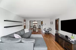 6811 N Olmsted Ave, Chicago, IL 60631 - Photo 5
