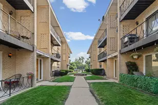 6811 N Olmsted Ave, Chicago, IL 60631 - Photo 1