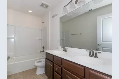 958 Glacial Falls Drive, Gilberts, IL 60136 - Photo 17