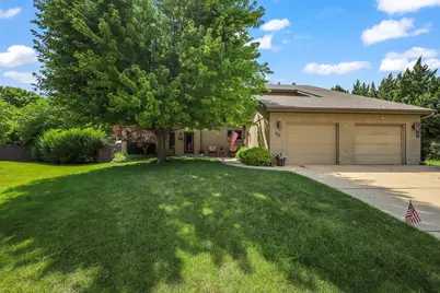 727 S Raven Road, Shorewood, IL 60404 - Photo 1