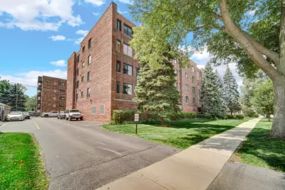 110 S Dunton Avenue #2E, Arlington Heights, IL 60005 - Photo 3