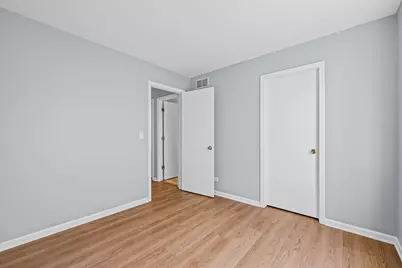 931 Taralon Trail, Lake in the Hills, IL 60156 - Photo 11
