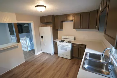 1501 N Freund Avenue, McHenry, IL 60050 - Photo 9