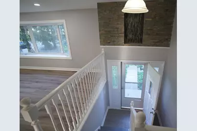 1501 N Freund Avenue, McHenry, IL 60050 - Photo 3