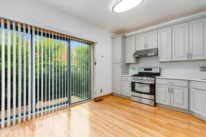 614 S Laflin Street #C, Chicago, IL 60607 - Photo 11