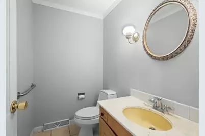 470 Middlesex Court, Buffalo Grove, IL 60089 - Photo 7