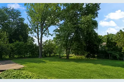 470 Middlesex Court, Buffalo Grove, IL 60089 - Photo 17