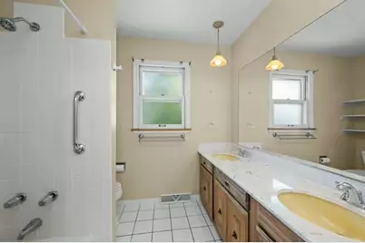 470 Middlesex Court, Buffalo Grove, IL 60089 - Photo 13