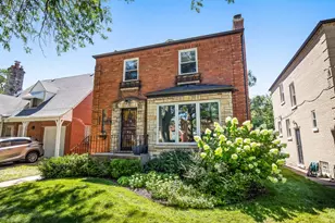 7730 S Paxton Ave, Chicago, IL 60649 - Photo 1