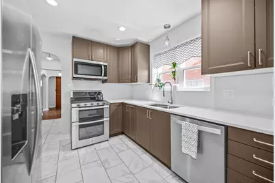 7730 S Paxton Avenue, Chicago, IL 60649 - Photo 3