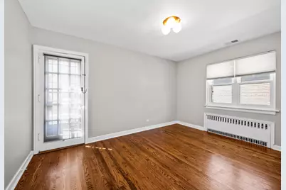 7730 S Paxton Avenue, Chicago, IL 60649 - Photo 7