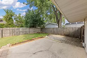 121 Newport Dr, Bolingbrook, IL 60440 - Photo 25
