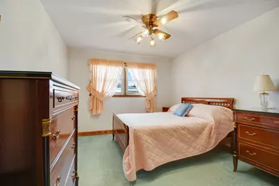 4513 W 102nd Street, Oak Lawn, IL 60453 - Photo 13