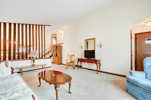 4513 W 102nd St, Oak Lawn, IL 60453 - Photo 3