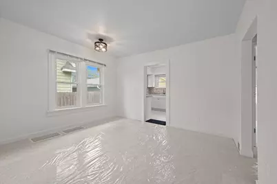 1006 S 4th Street, Aurora, IL 60505 - Photo 9