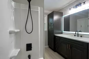 1401 Oakleaf Dr, Saint Anne, IL 60964 - Photo 19
