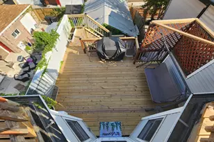 726 W 17th St, Chicago, IL 60616 - Photo 17