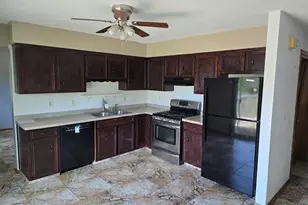 6984 Squaw Prairie Rd, Belvidere, IL 61008 - Photo 9