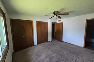 6984 Squaw Prairie Rd, Belvidere, IL 61008 - Photo 7