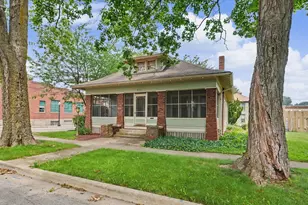 202 E Washington St, Monticello, IL 61856 - Photo 3
