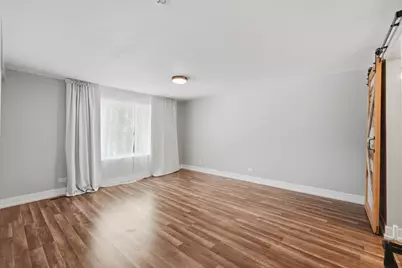 1996 Holbrook Lane, Hoffman Estates, IL 60194 - Photo 15