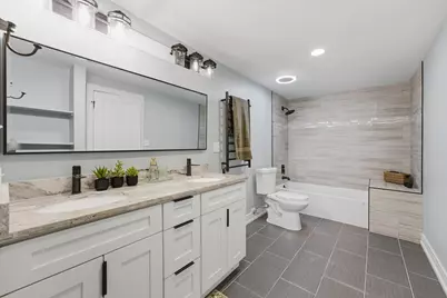 1996 Holbrook Lane, Hoffman Estates, IL 60194 - Photo 19