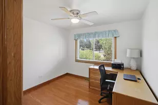 806 Edgerton Dr, Joliet, IL 60435 - Photo 15
