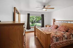 806 Edgerton Dr, Joliet, IL 60435 - Photo 9