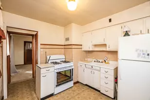 530 Webb St, Calumet City, IL 60409 - Photo 5