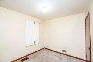 530 Webb St, Calumet City, IL 60409 - Photo 7
