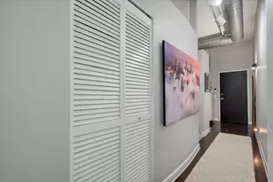 1301 W Madison St, Chicago, IL 60607 - Photo 17