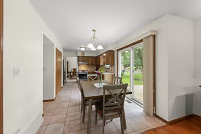 882 Aspen Drive, Lombard, IL 60148 - Photo 9