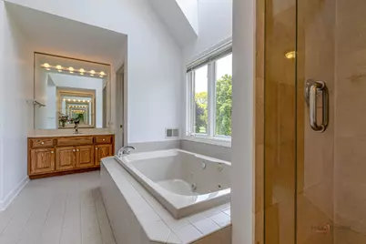 5420 Belmont Court, Libertyville, IL 60048 - Photo 45