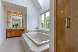 5420 Belmont Ct, Libertyville, IL 60048 - Photo 45