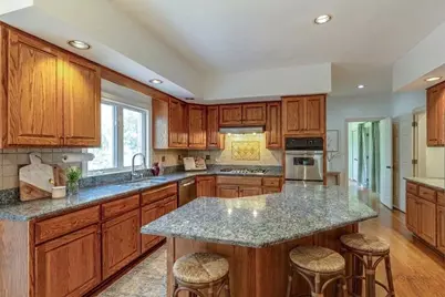 5420 Belmont Court, Libertyville, IL 60048 - Photo 7