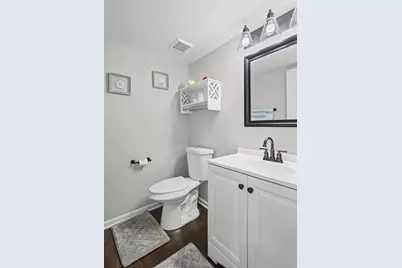 2253 N Stonehedge Court, Round Lake Beach, IL 60073 - Photo 25